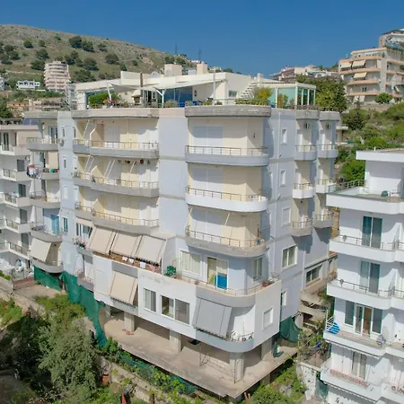Lorena Apartment *